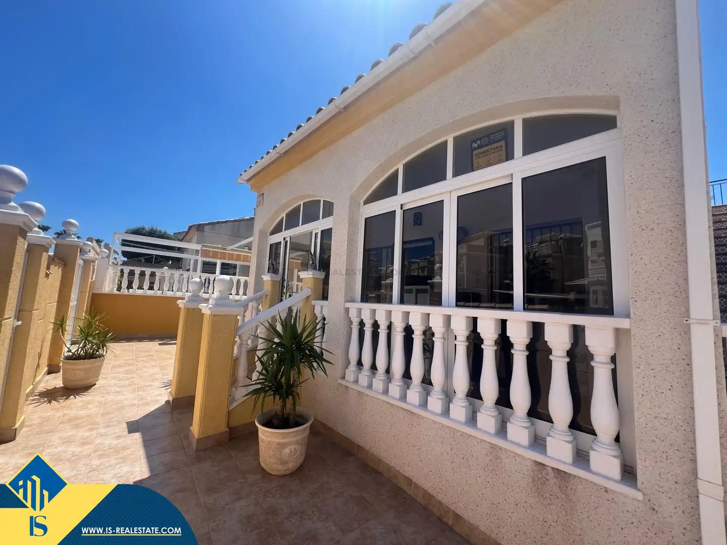 Außenansicht von Haus oder Chalet zur Miete in Orihuela mit Terrasse, Möbliert und Ofen
