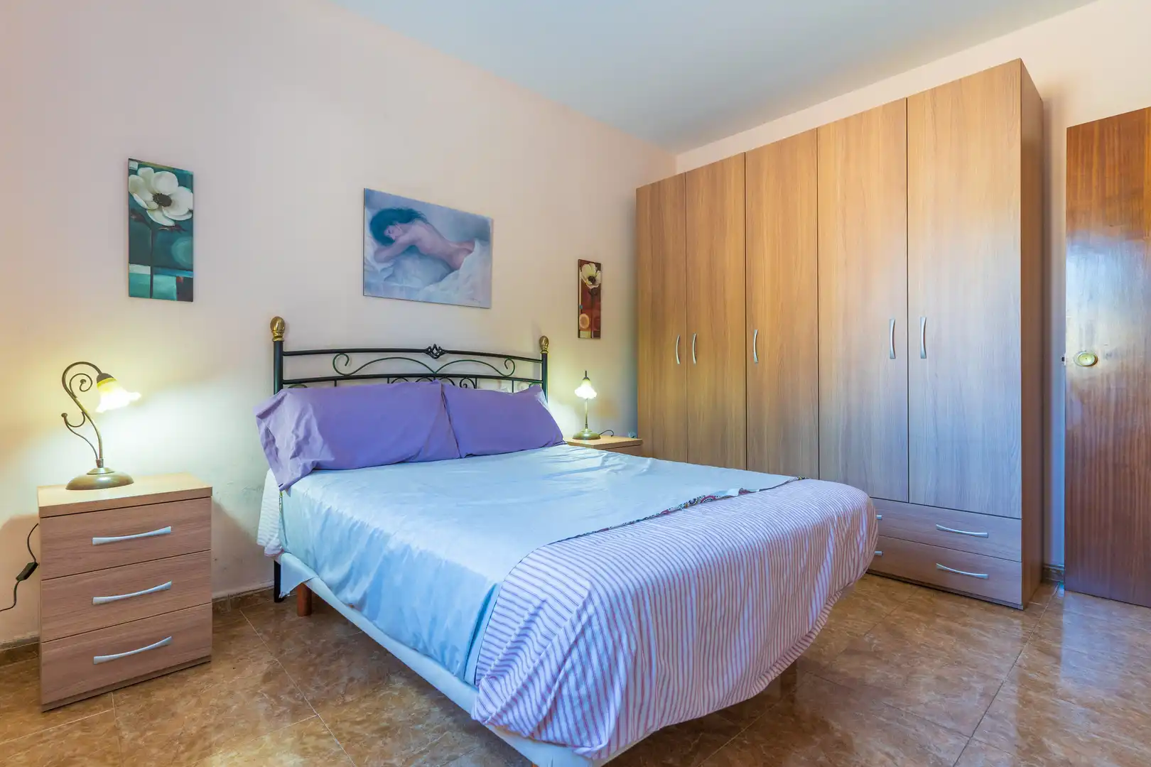 Habitación de Finca rústica en venta en Bonares con Aire acondicionado, Jardín privado y Terraza