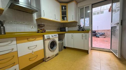 Foto 5 de Casa adosada en venda a  Constelación Pavo Real 30, Las Torres - Constelaciones, Utrera