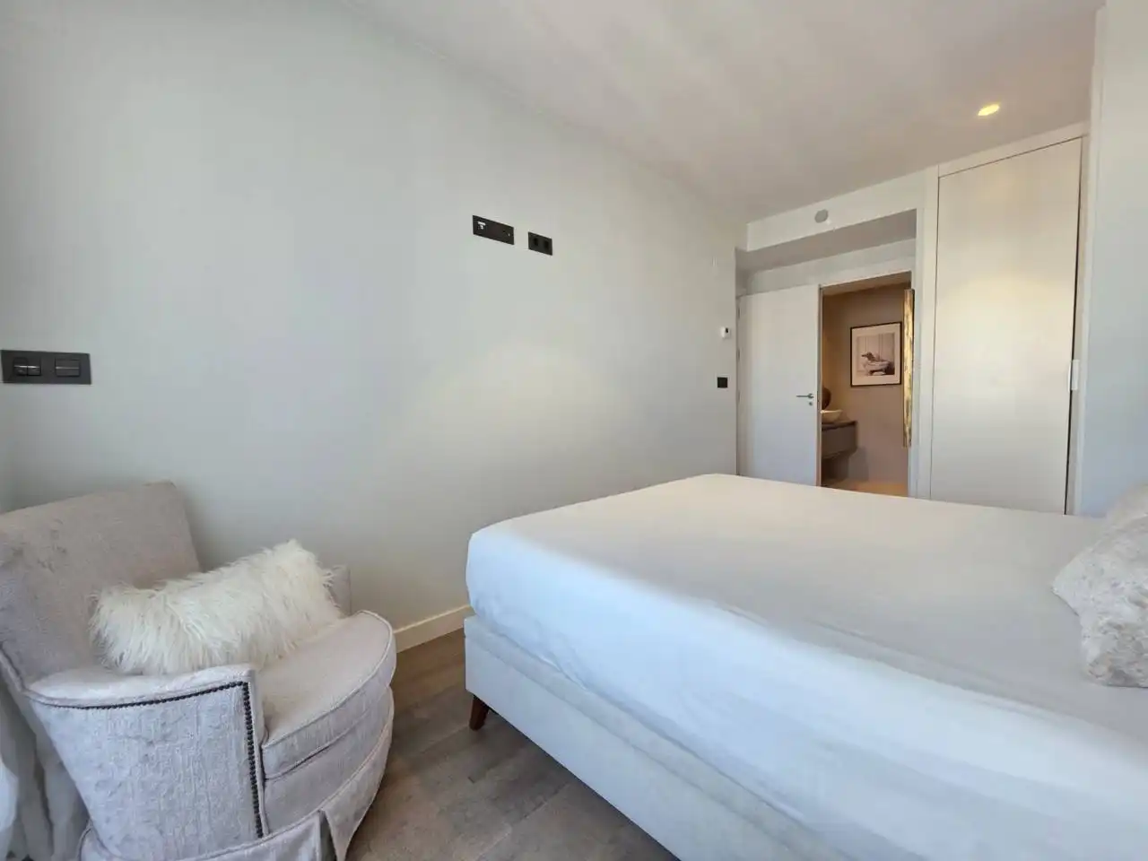 Bedroom of Attic for sale in Zaragoza  with Air Conditioner, Heating and Parquet flooring