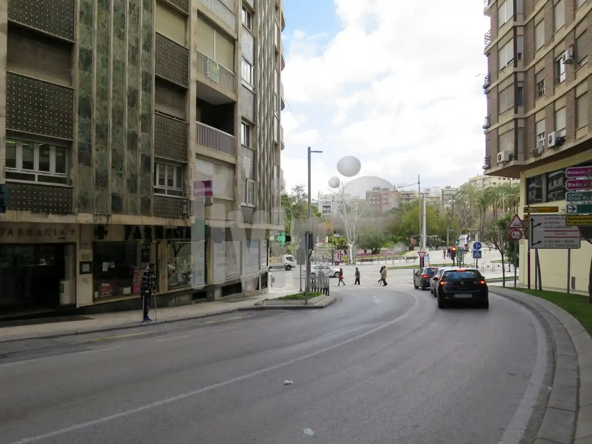 Vista exterior de Oficina en venta en Jaén