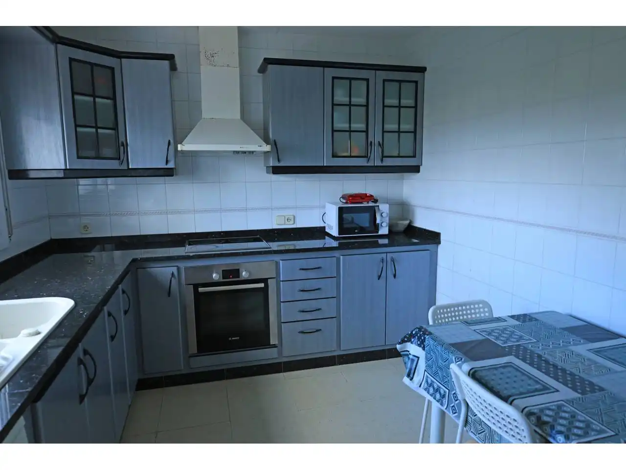 Cocina de Casa o chalet en venta en Lloret de Mar con Jardín privado, Terraza y Piscina