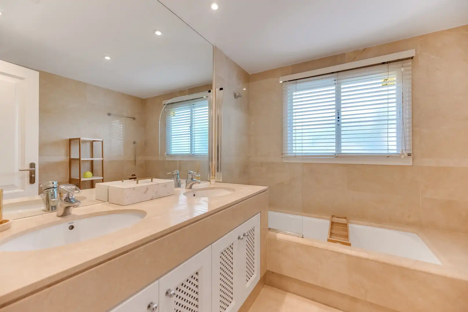 Apartament amb piscina en venda a Marbella Centro, imagen 7