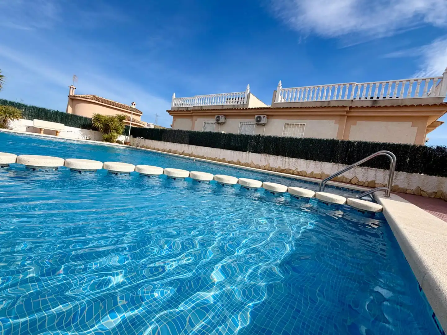 Swimming pool of Houses for sale in Rojales