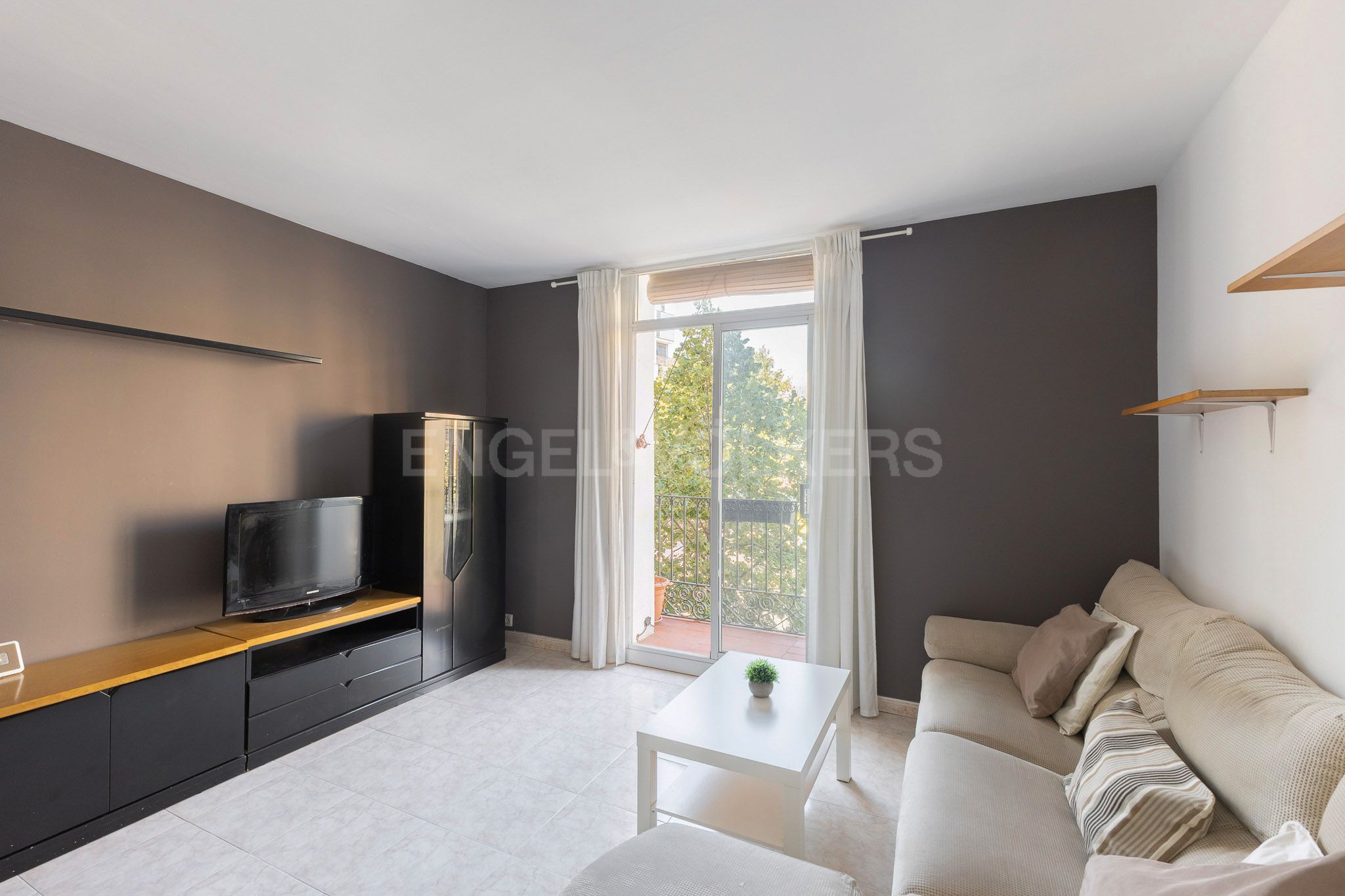 Sala d'estar de Apartament en venda en  Barcelona Capital amb Calefacció, Moblat i Balcó