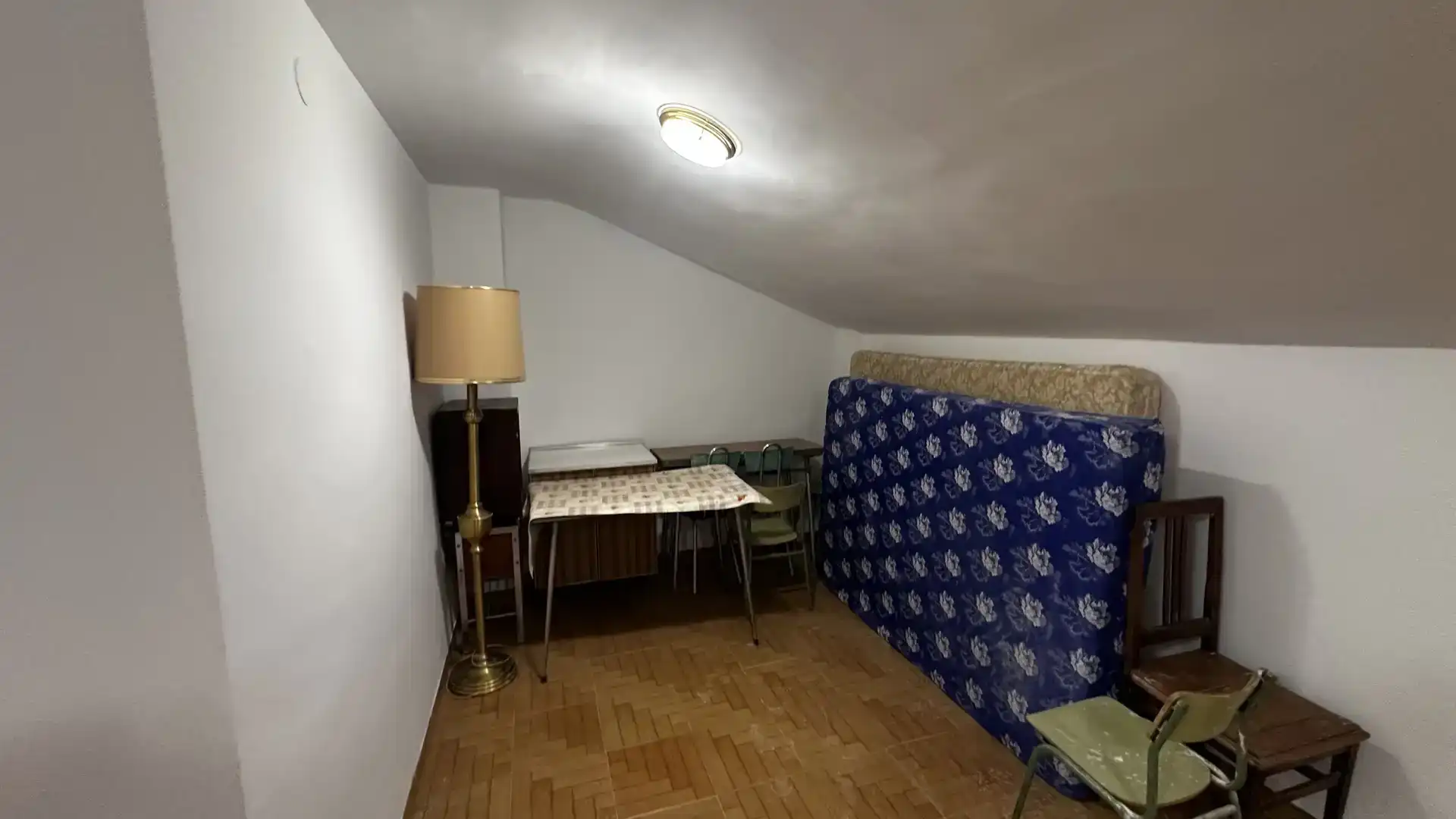 Casa adosada en venda en Cerezo de Abajo amb Parquet