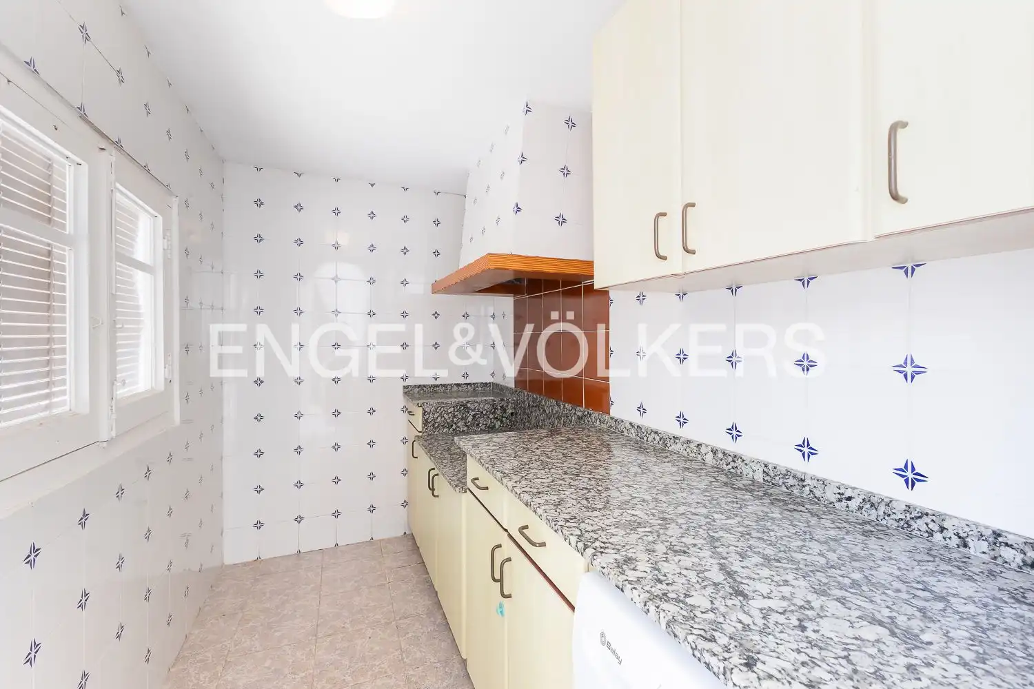 Kitchen of Houses for rent in Sagunto / Sagunt  with Air Conditioner, Heating and Private garden