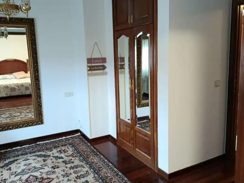 Casa o xalet per a compartir en Parroquias de Santiago