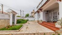 Vista exterior de Casa o xalet en venda en Cubelles amb Terrassa