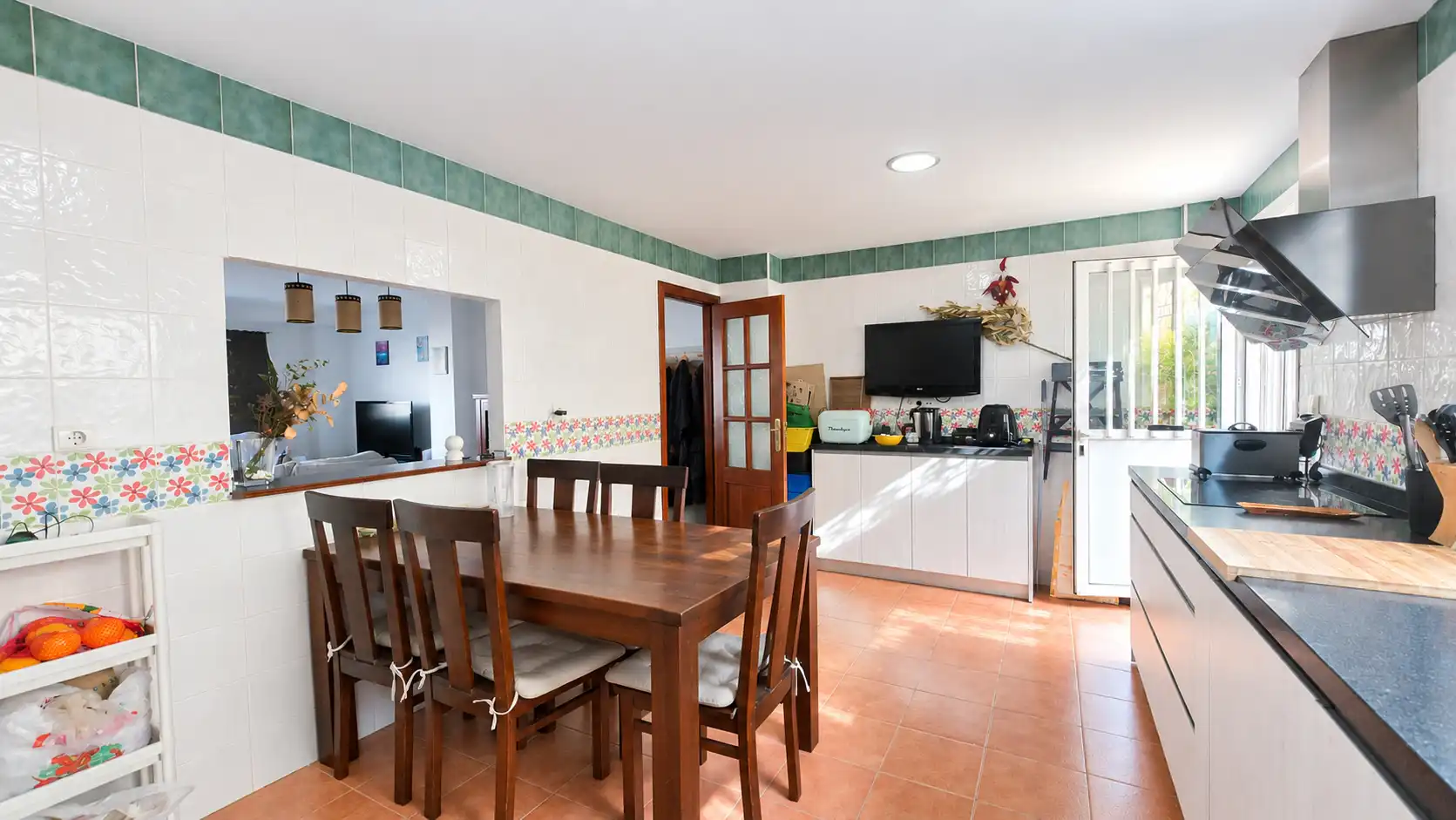 Reihenhaus mit Terrasse zum Verkauf in Avenida del Golf, imagen 2