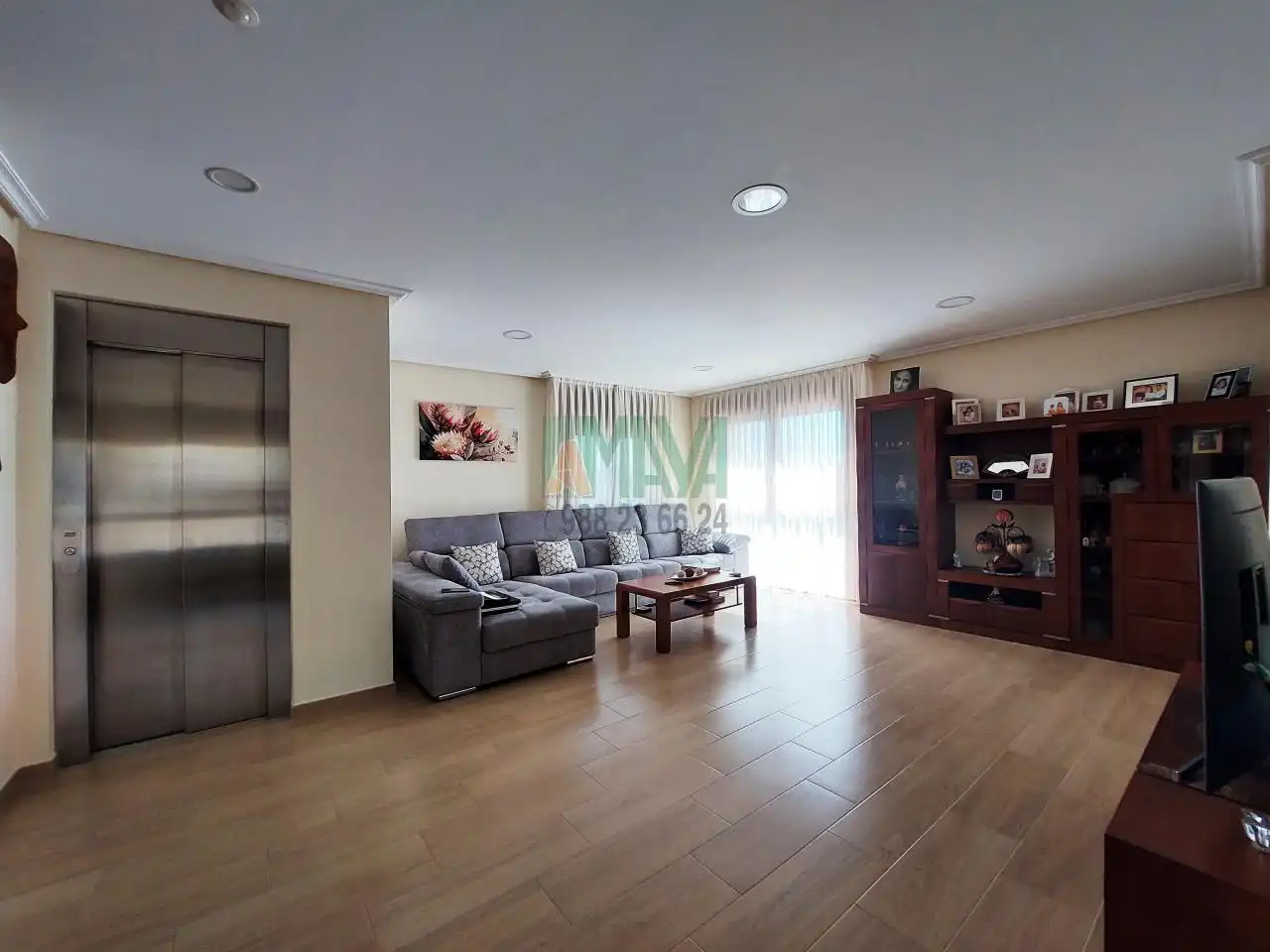 Sala d'estar de Casa o xalet en venda en Barbadás amb Calefacció, Jardí privat i Terrassa
