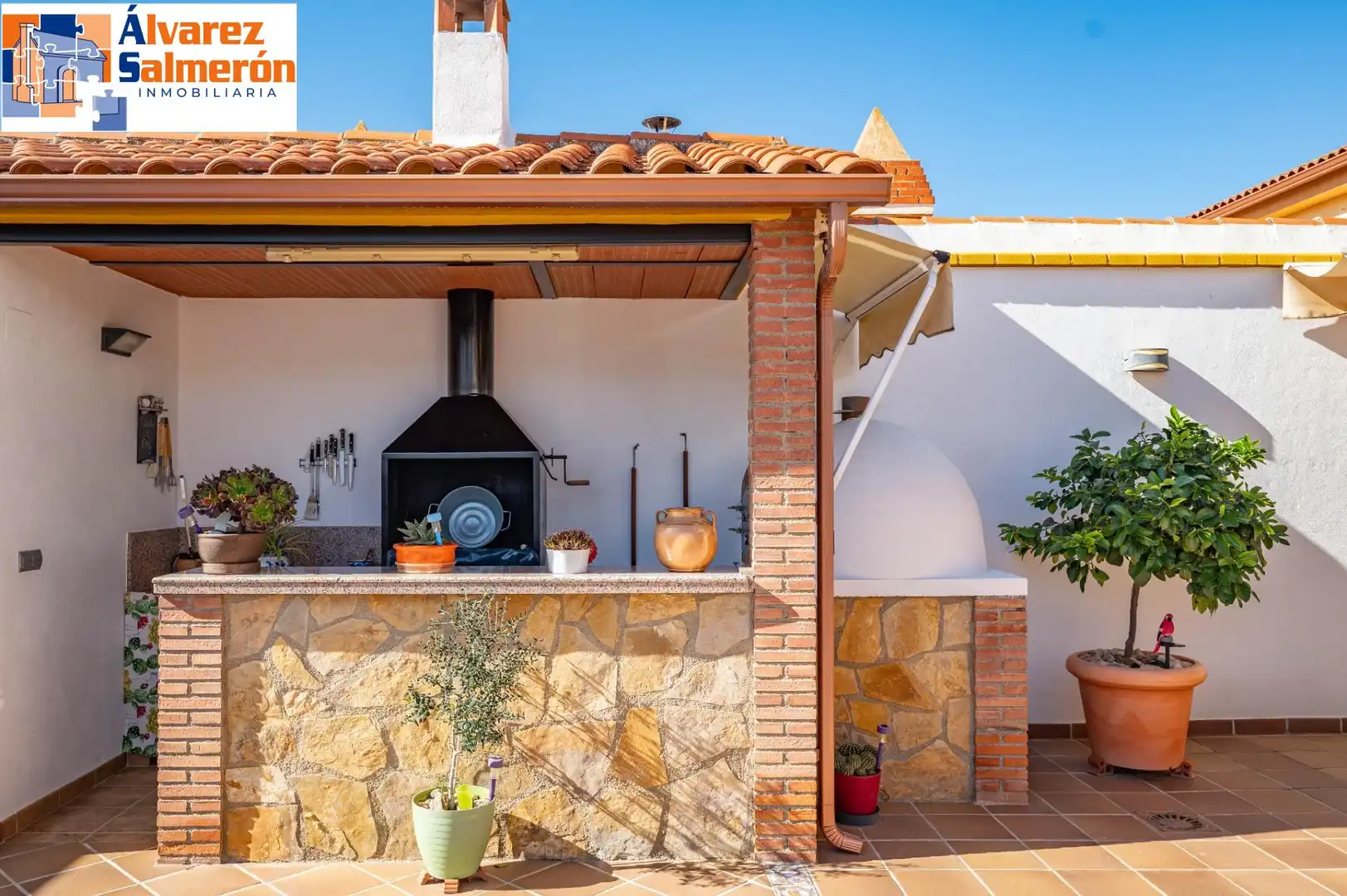 Jardí de Casa o xalet en venda en Albolote amb Aire condicionat, Calefacció i Terrassa