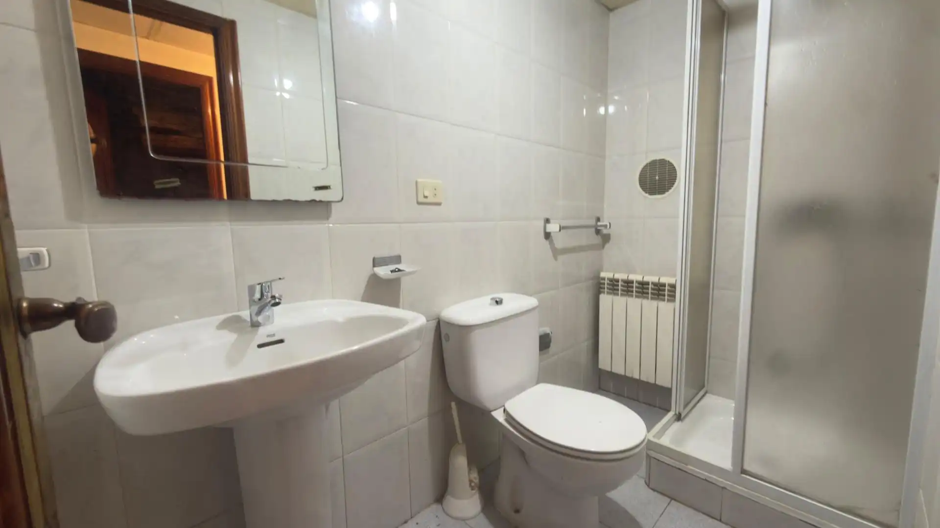 Baño de Casa o chalet en venta en Monforte de Lemos con Calefacción, Jardín privado y Terraza