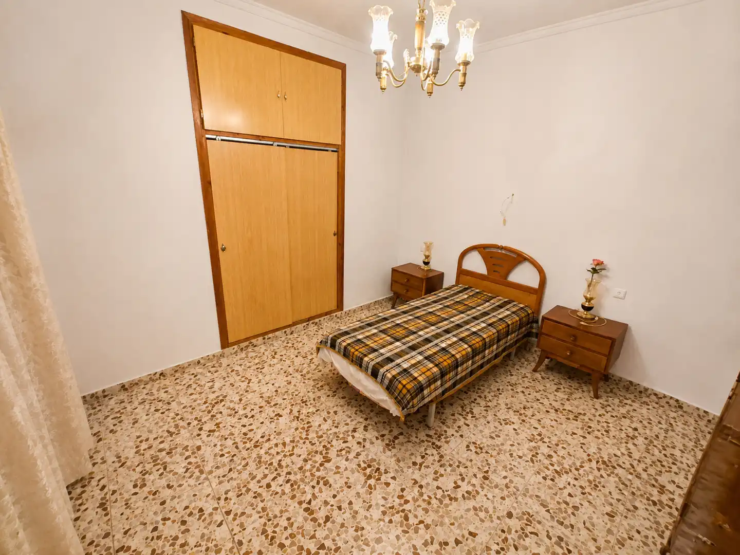 Habitación de Casa adosada en venta en Carrión de Calatrava con Calefacción, Terraza y Trastero