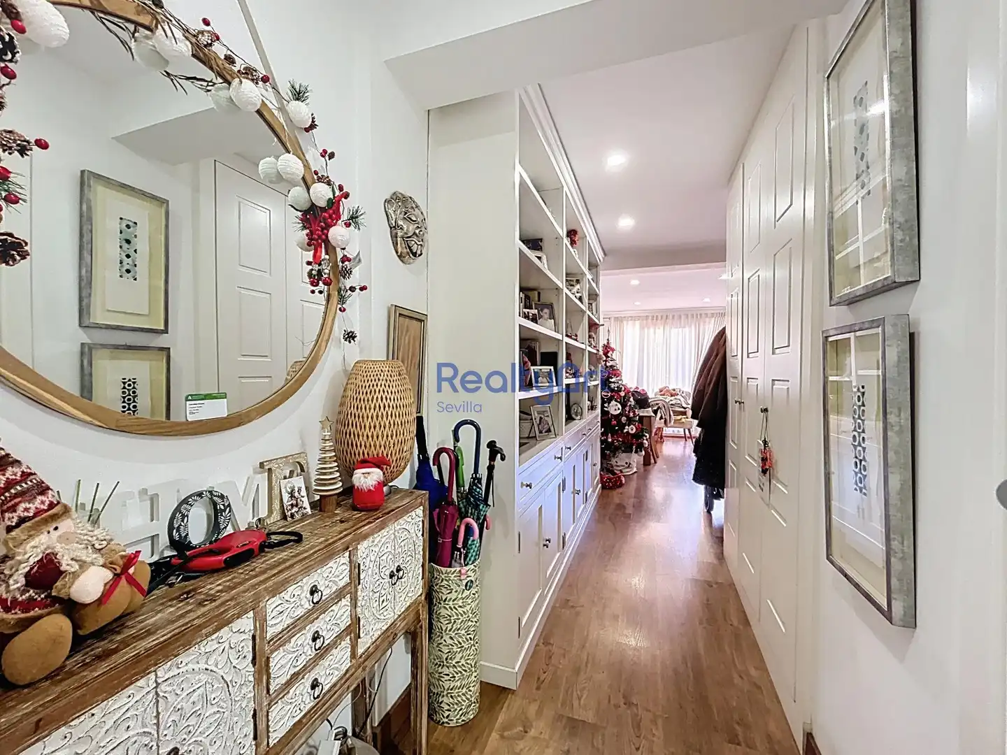 Flat for sale in Calle VIRGEN DE LUJAN, Los Remedios