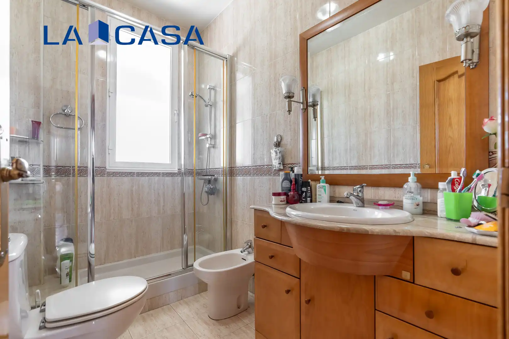 Baño de Piso en venta en Madrid con Calefacción y Terraza