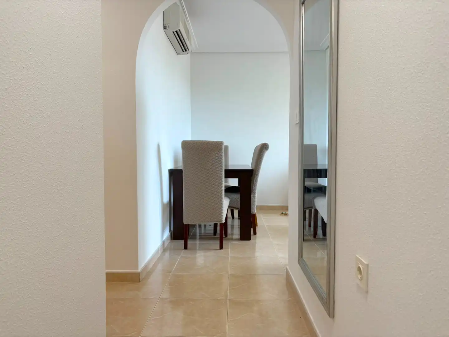 Esszimmer von Wohnungen zum Verkauf in Guardamar del Segura mit Klimaanlage, Heizung und Terrasse