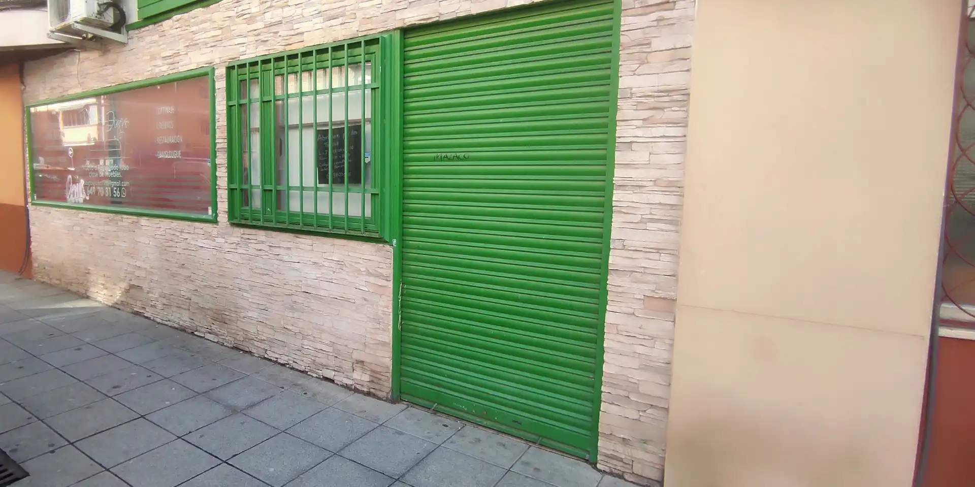 Vista exterior de Piso en venta en Parla con Aire acondicionado y Calefacción