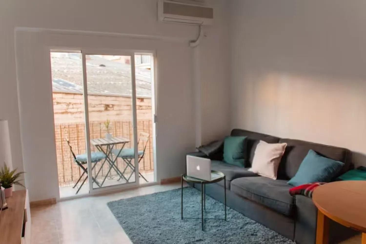 Living room of Flat for sale in  Valencia Capital  with Air Conditioner, Heating and Balcony