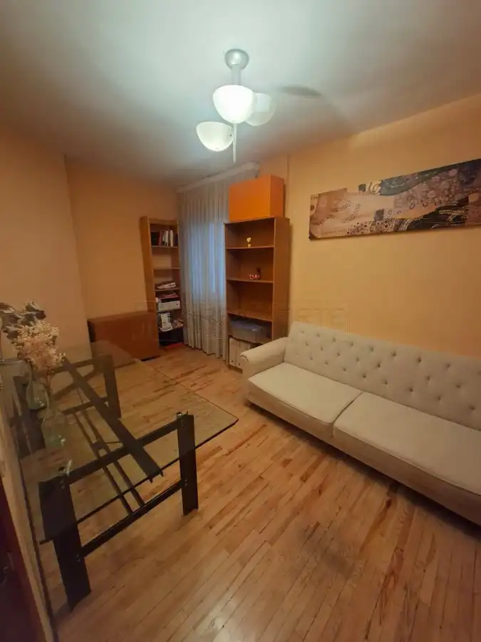 Sala de estar de Piso en venta en Vitoria - Gasteiz con Calefacción y Parquet