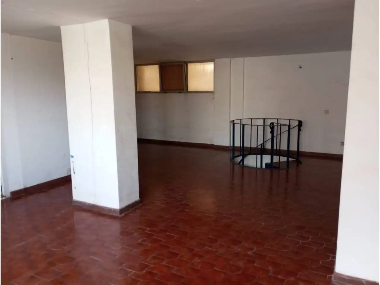 Local comercial en venda a La Bisbal d'Empordà, imagen 4