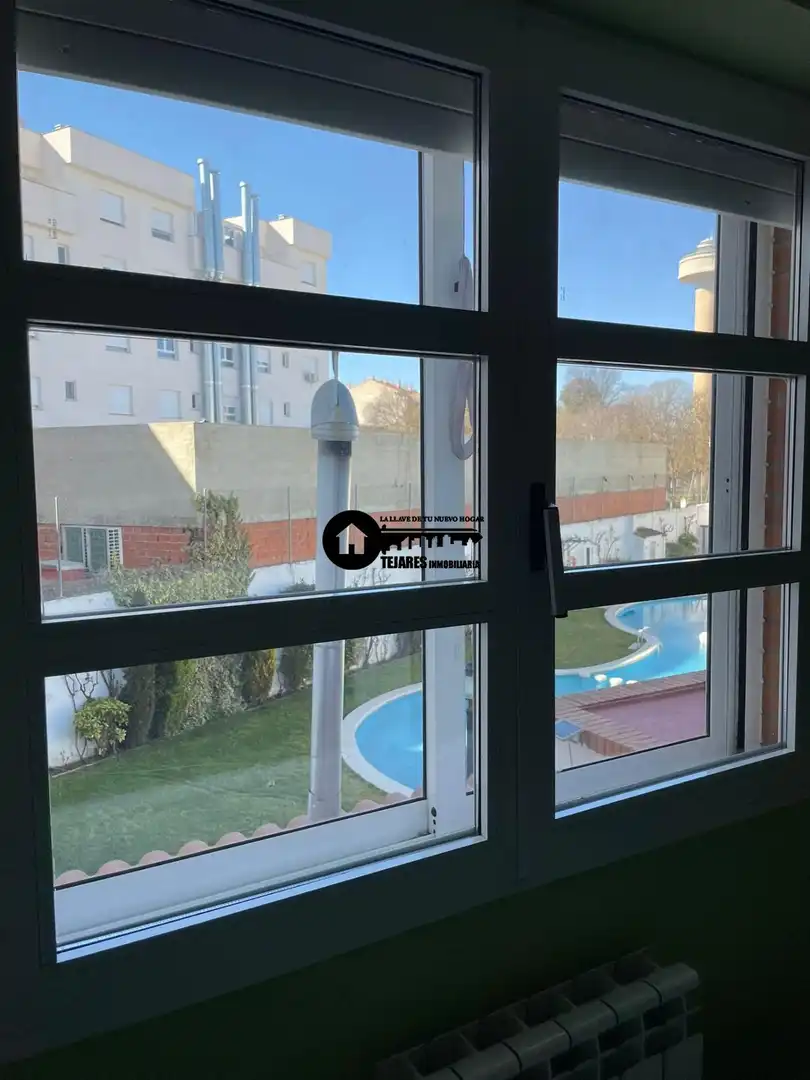 Vista exterior de Casa adosada en venta en Albacete con Aire acondicionado, Calefacción y Jardín privado