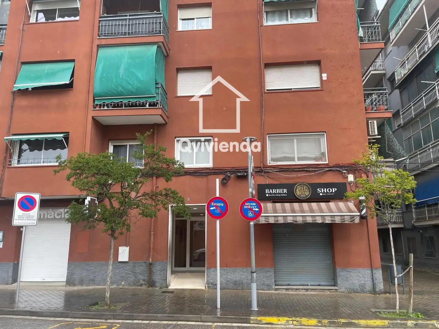 Vista exterior de Piso en venta en Canovelles