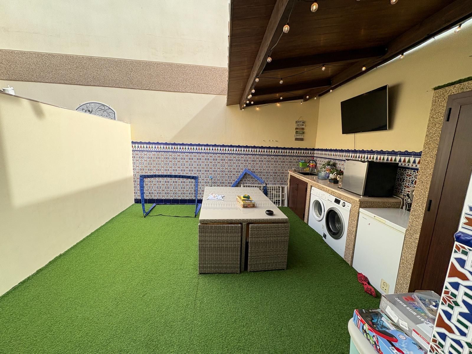 Terrace of House or chalet for sale in Chiclana de la Frontera  with Air Conditioner