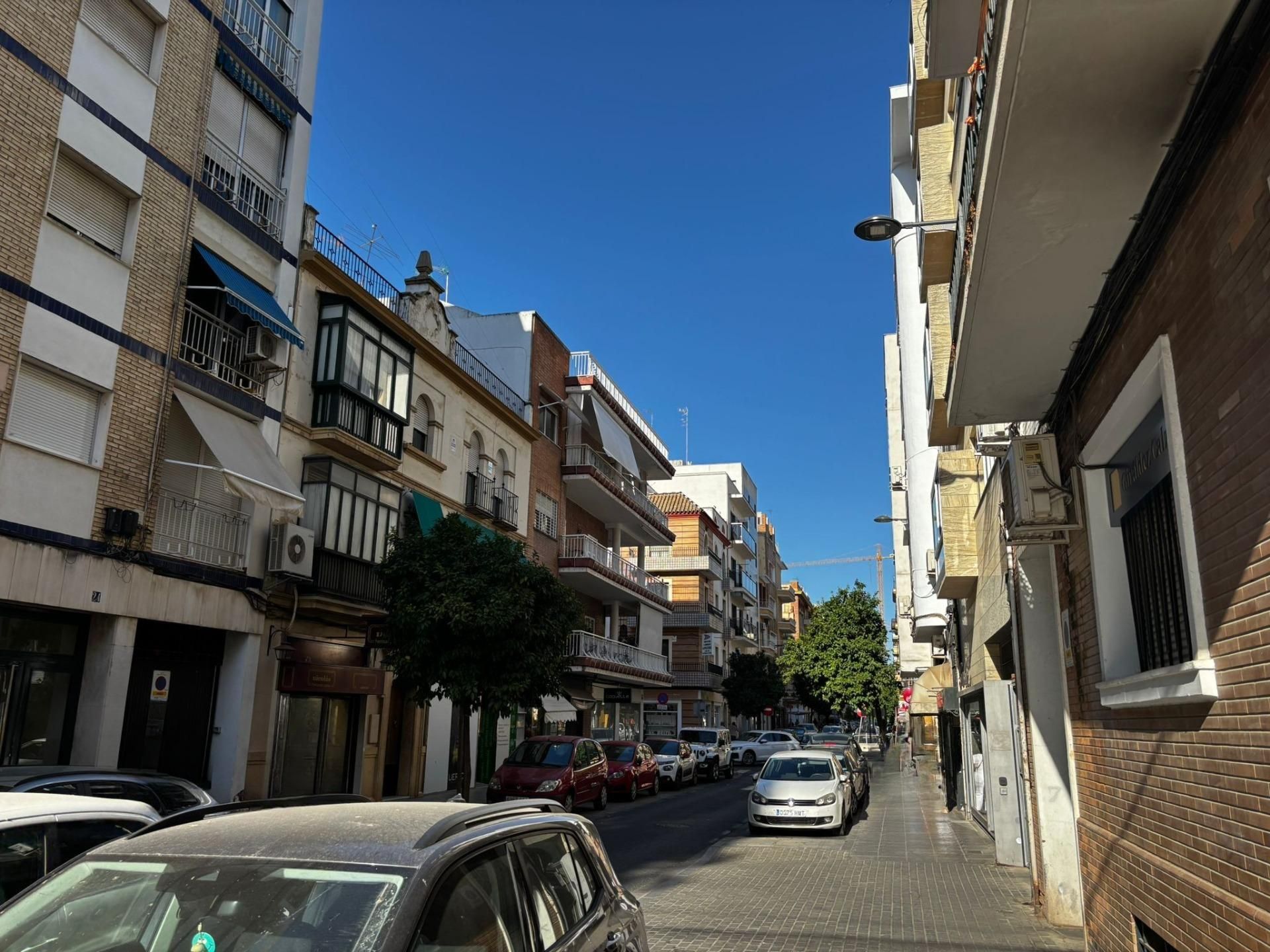 Exterior view of Flat for sale in  Sevilla Capital  with Air Conditioner, Storage room and Balcony
