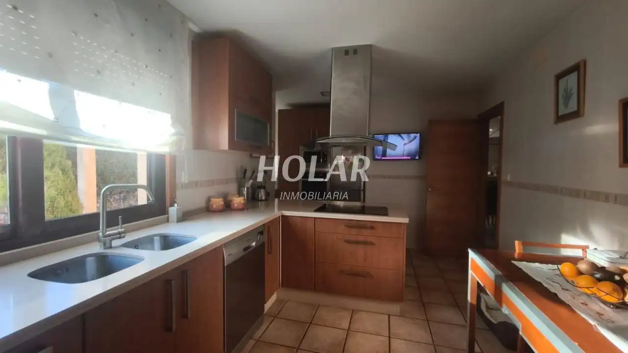 Kitchen of Houses for sale in Vigo   with Private garden, Terrace and Storage room