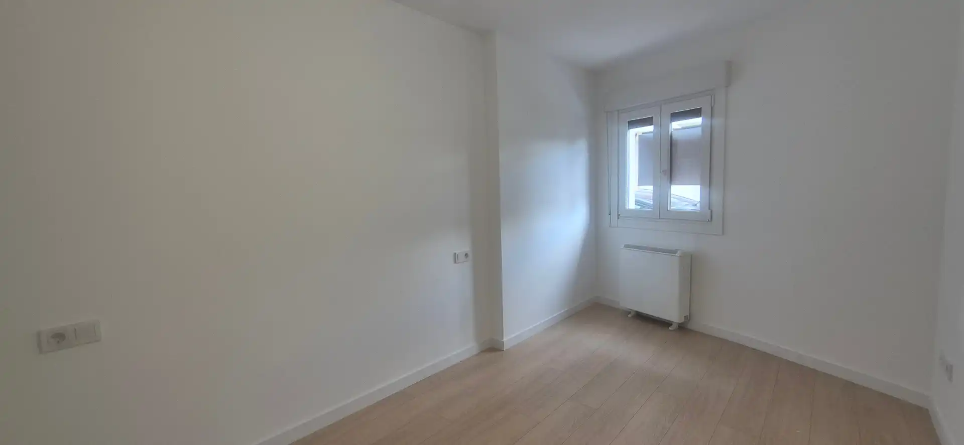 Dormitori de Apartament en venda en Moaña amb Calefacció, Jardí privat i Parquet