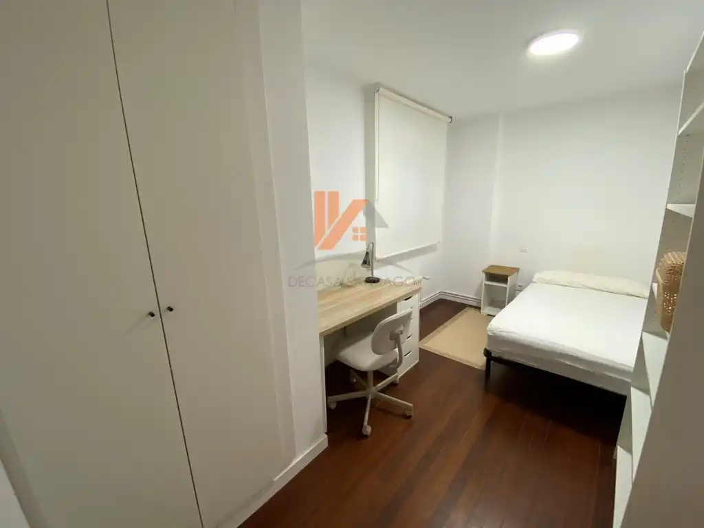 Room in Rua Xeneral Pardiñas, 10, Ensanche - Sar