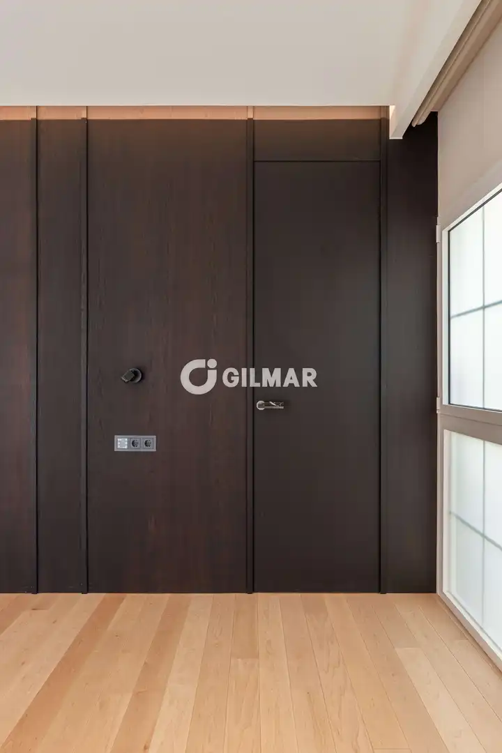 Habitación de Dúplex en venta en Madrid con Calefacción y Balcón