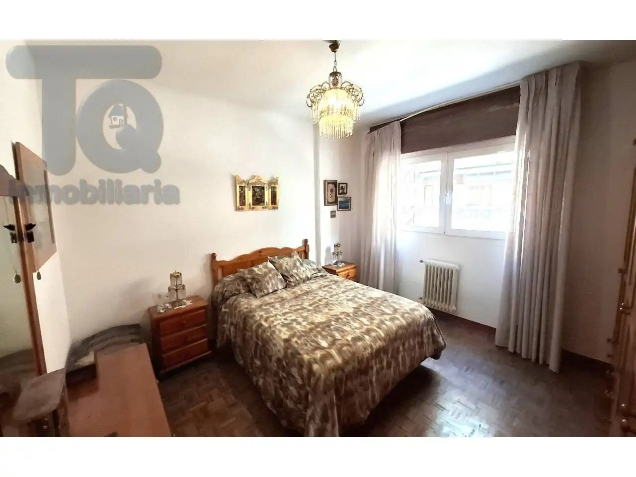 Bedroom of Flat for sale in Granada  with Heating and Alarm