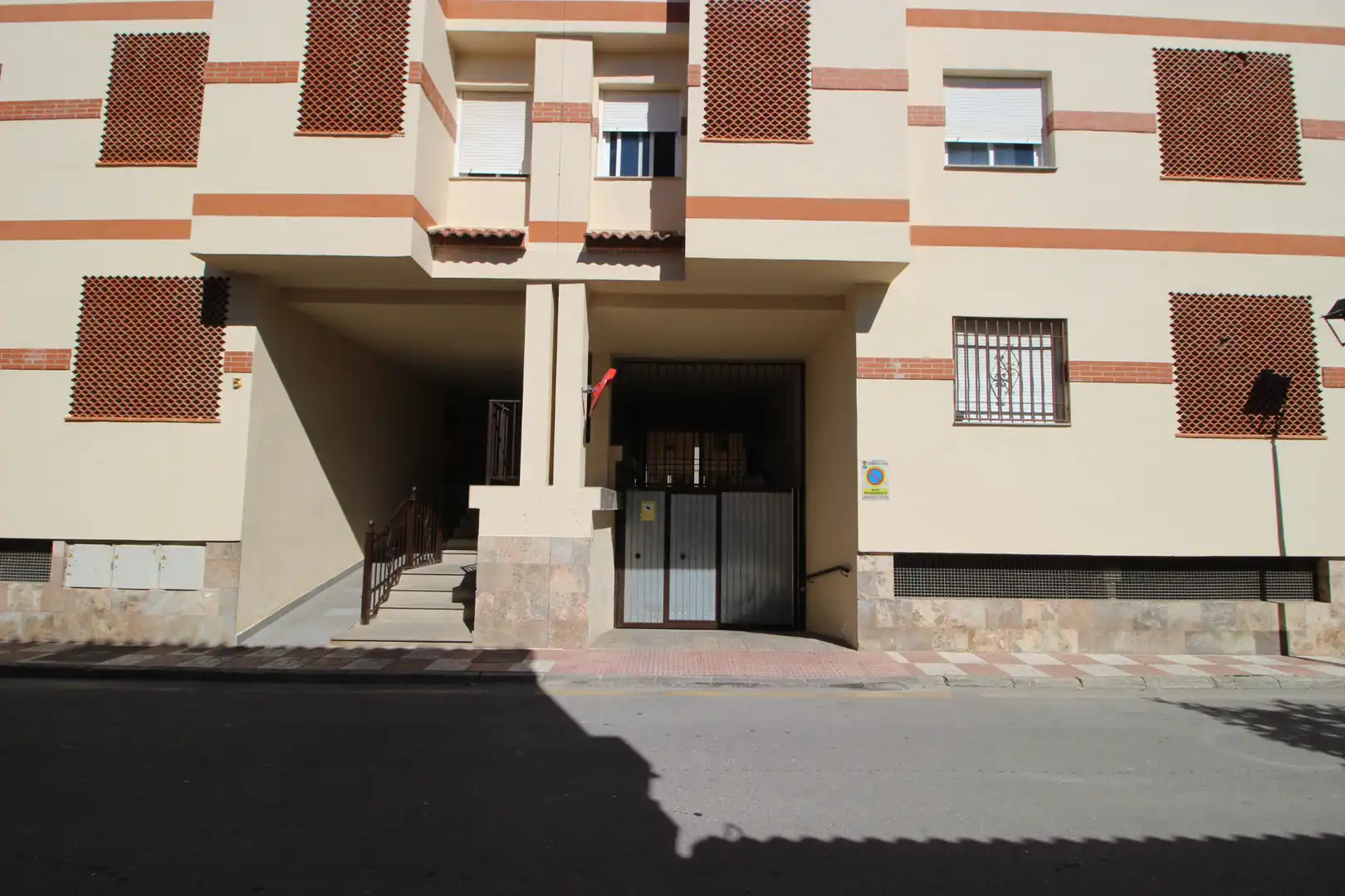 Vista exterior de Garaje en venta en Churriana de la Vega