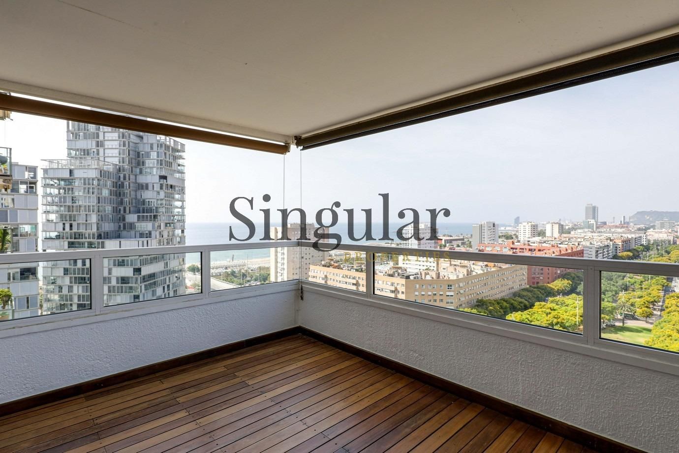 Dormitori de Pis en venda en  Barcelona Capital amb Aire condicionat, Jardí privat i Terrassa