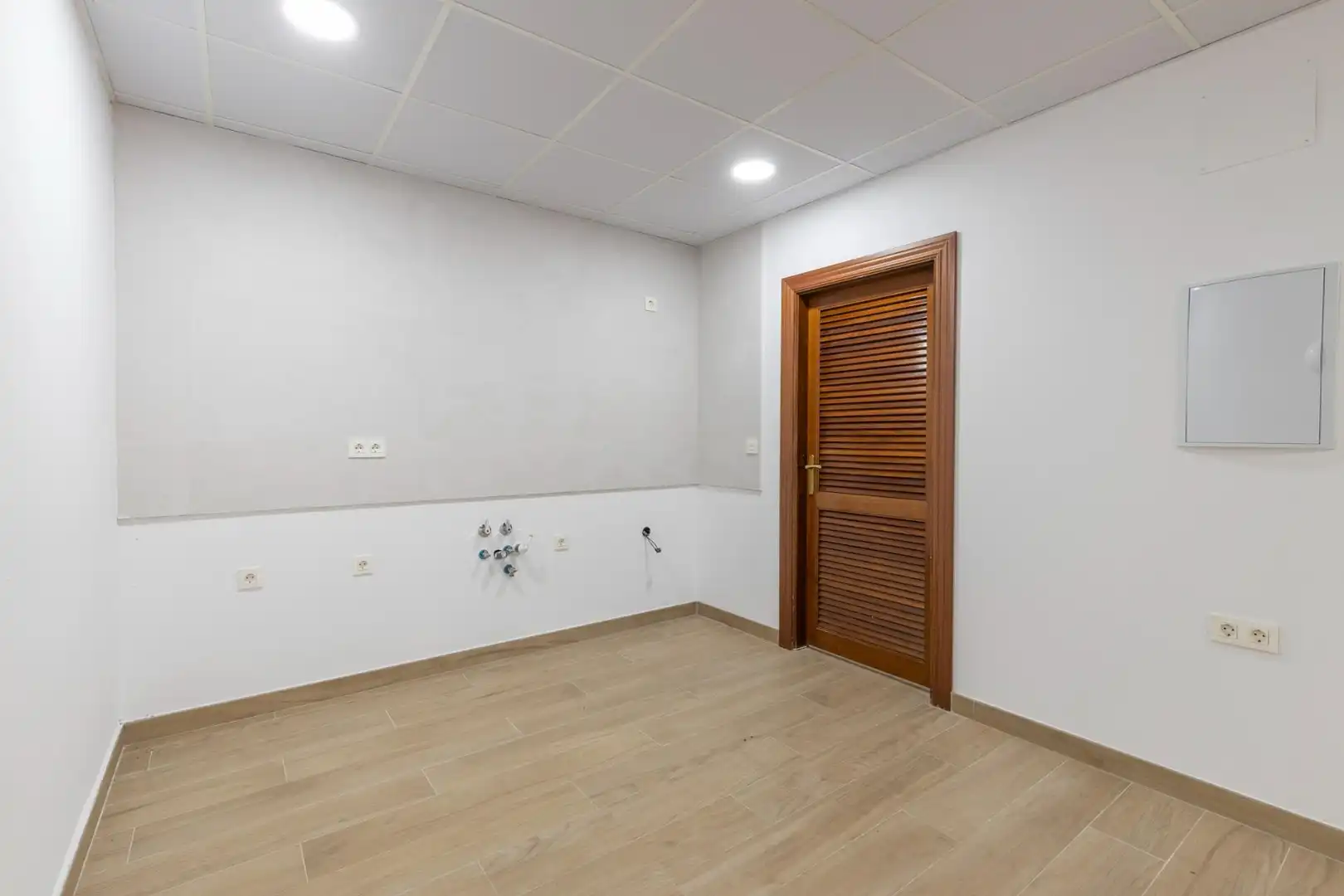 Local comercial en venda a Calle Almona de San Juan de Dios 15, imagen 11