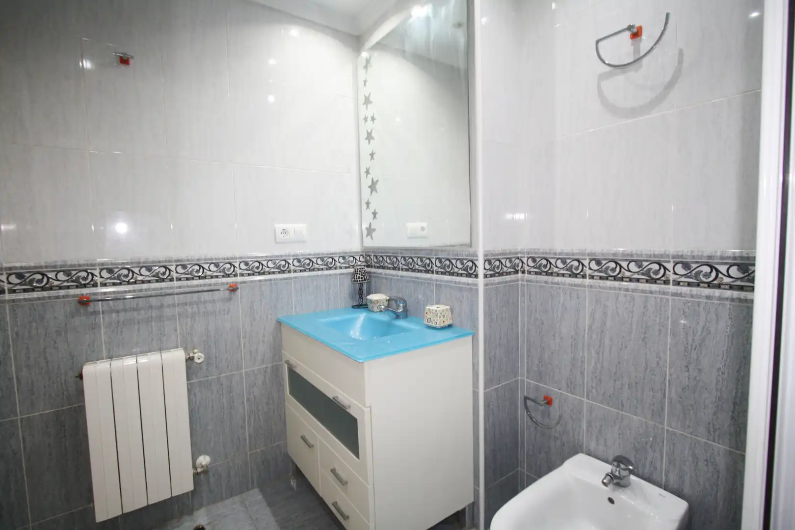Baño de Piso en venta en Albacete con Calefacción, Trastero y Amueblado