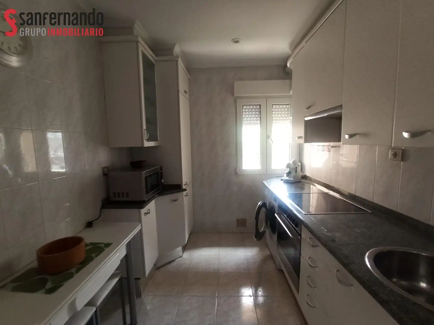 Kitchen of Flat for rent in Santander  with Heating, Parquet flooring and Furnished