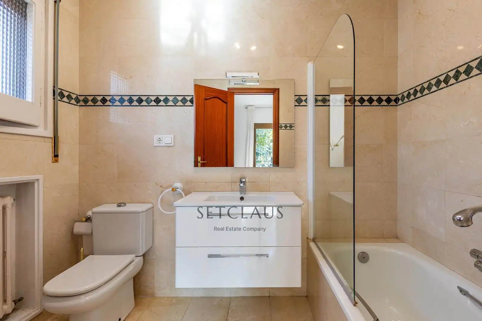 Bedroom of Houses for sale in El Masnou  with Air Conditioner, Heating and Private garden