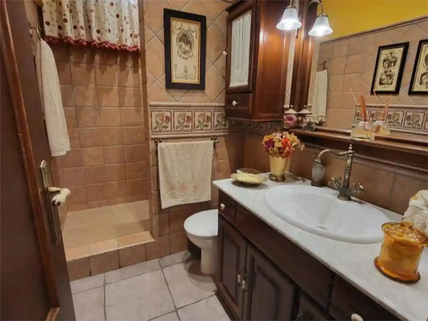 Baño de Finca rústica en venta en Bigastro con Aire acondicionado, Jardín privado y Piscina