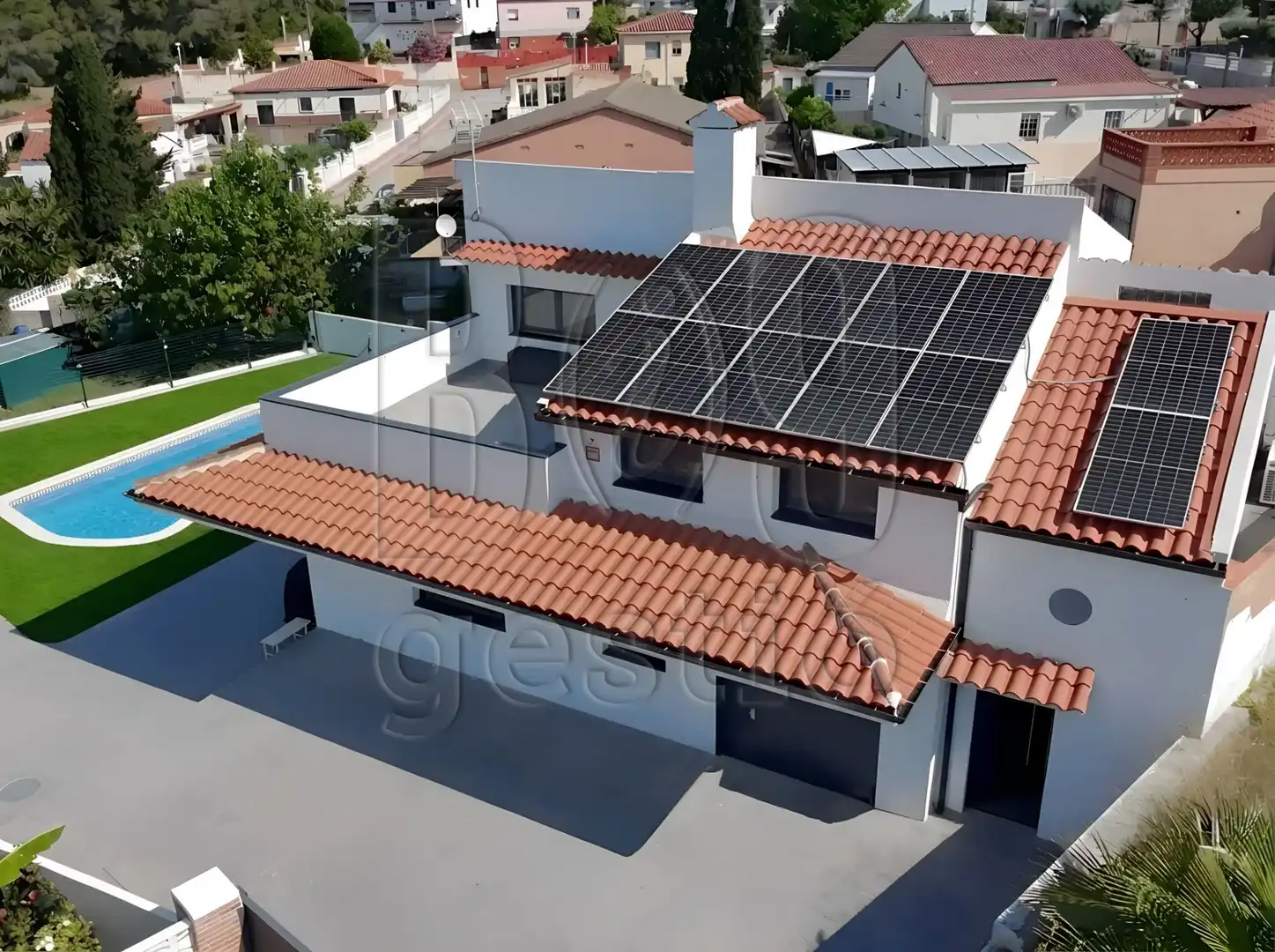 Vista exterior de Casa o xalet en venda en Els Pallaresos amb Aire condicionat, Calefacció i Jardí privat