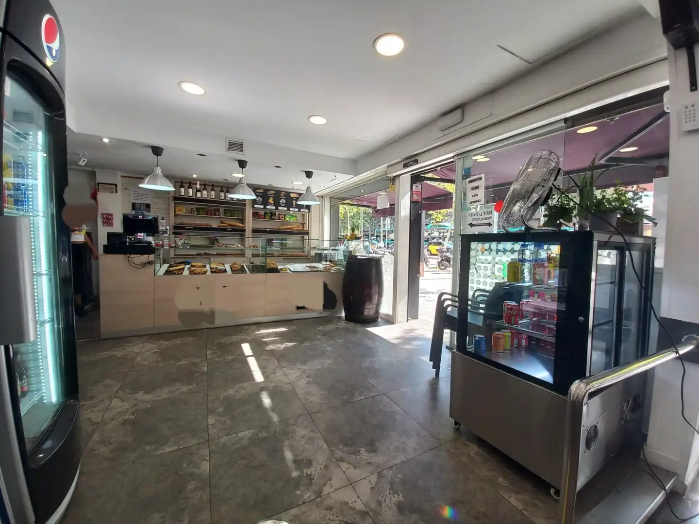 Local en traspaso en Barcelona con Aire acondicionado, Calefacción y Terraza