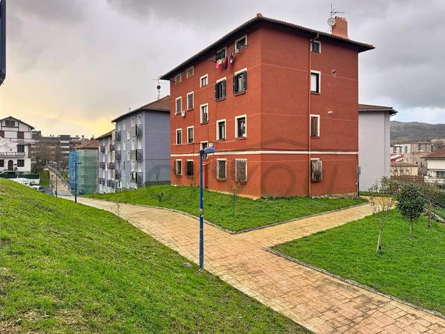 Piso en Venta en Barrio GAZTAÑO en Agustinak / Agustinas -  Markola