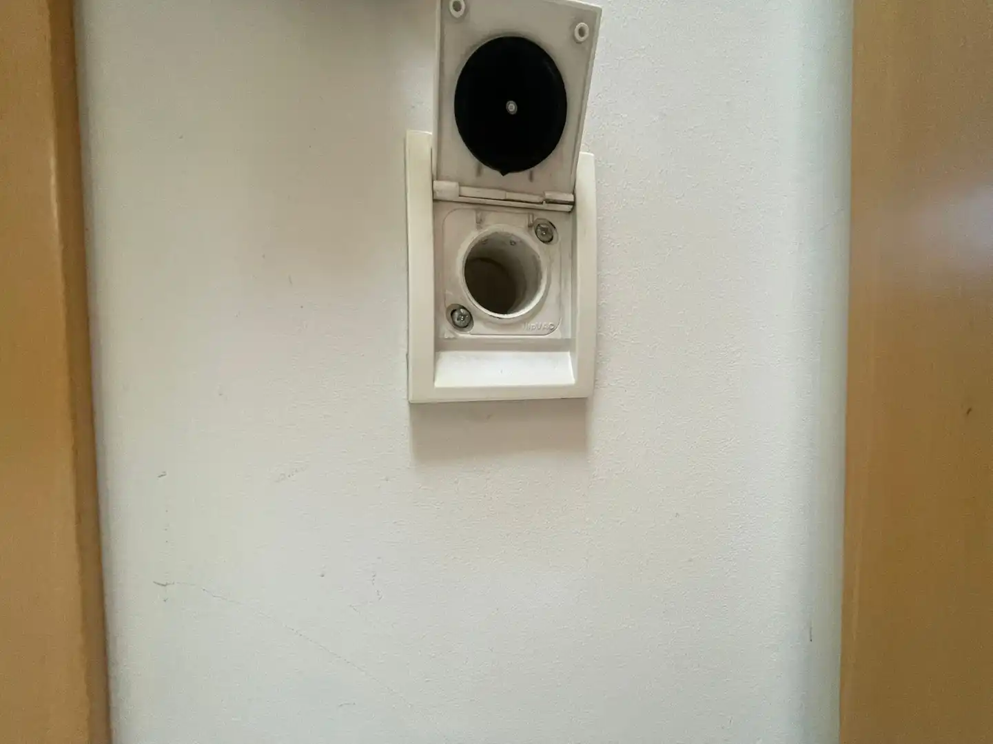 Vista exterior de Casa o xalet en venda en Sariego amb Calefacció, Terrassa i Traster