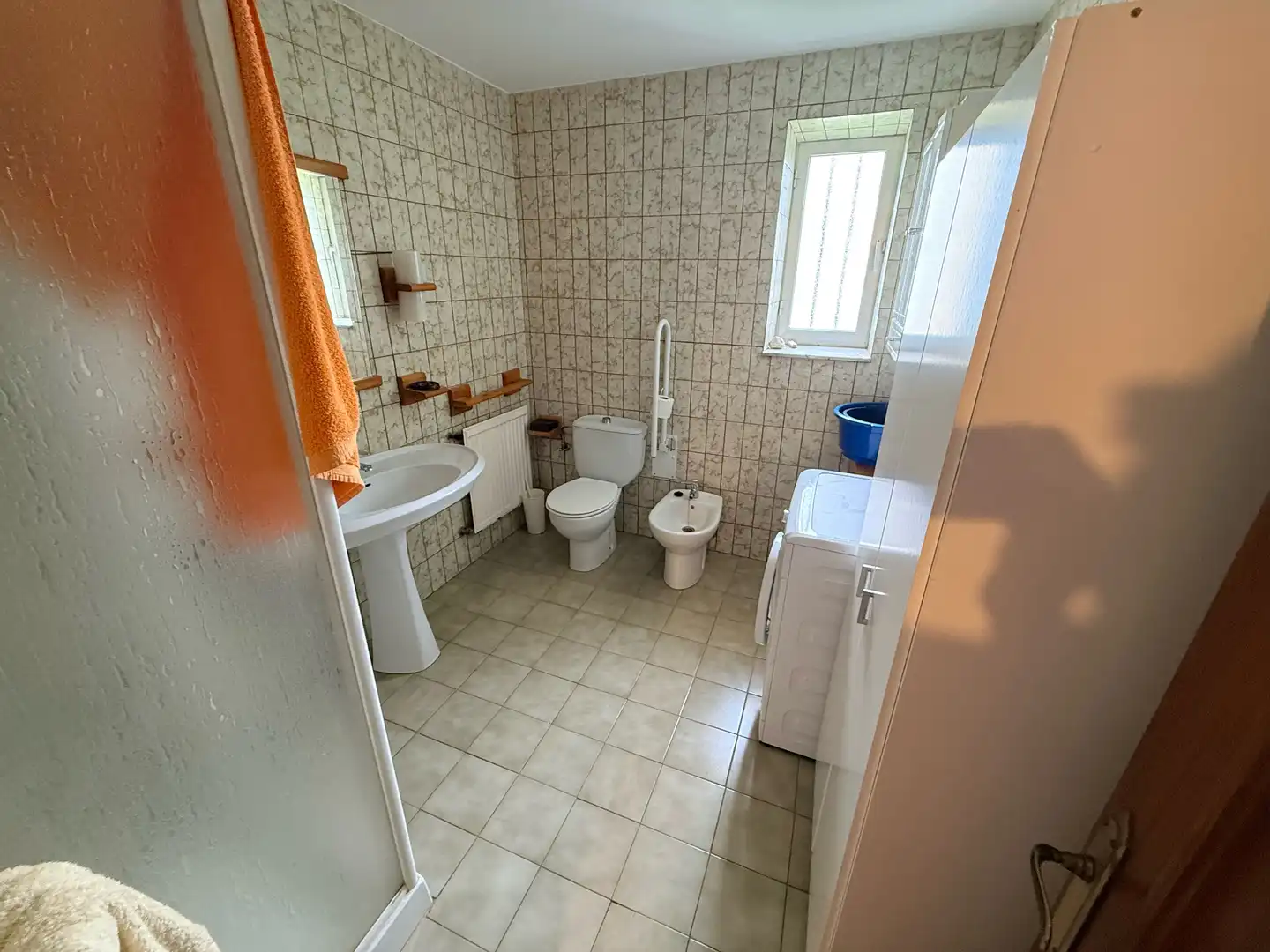 Baño de Casa o chalet en venta en Soto y Amío con Calefacción, Jardín privado y Parquet