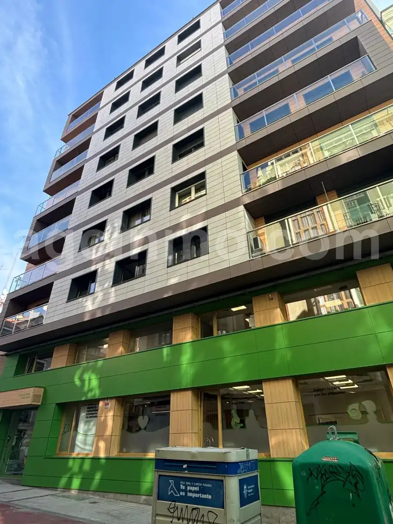 Vista exterior de Piso en venta en Centro