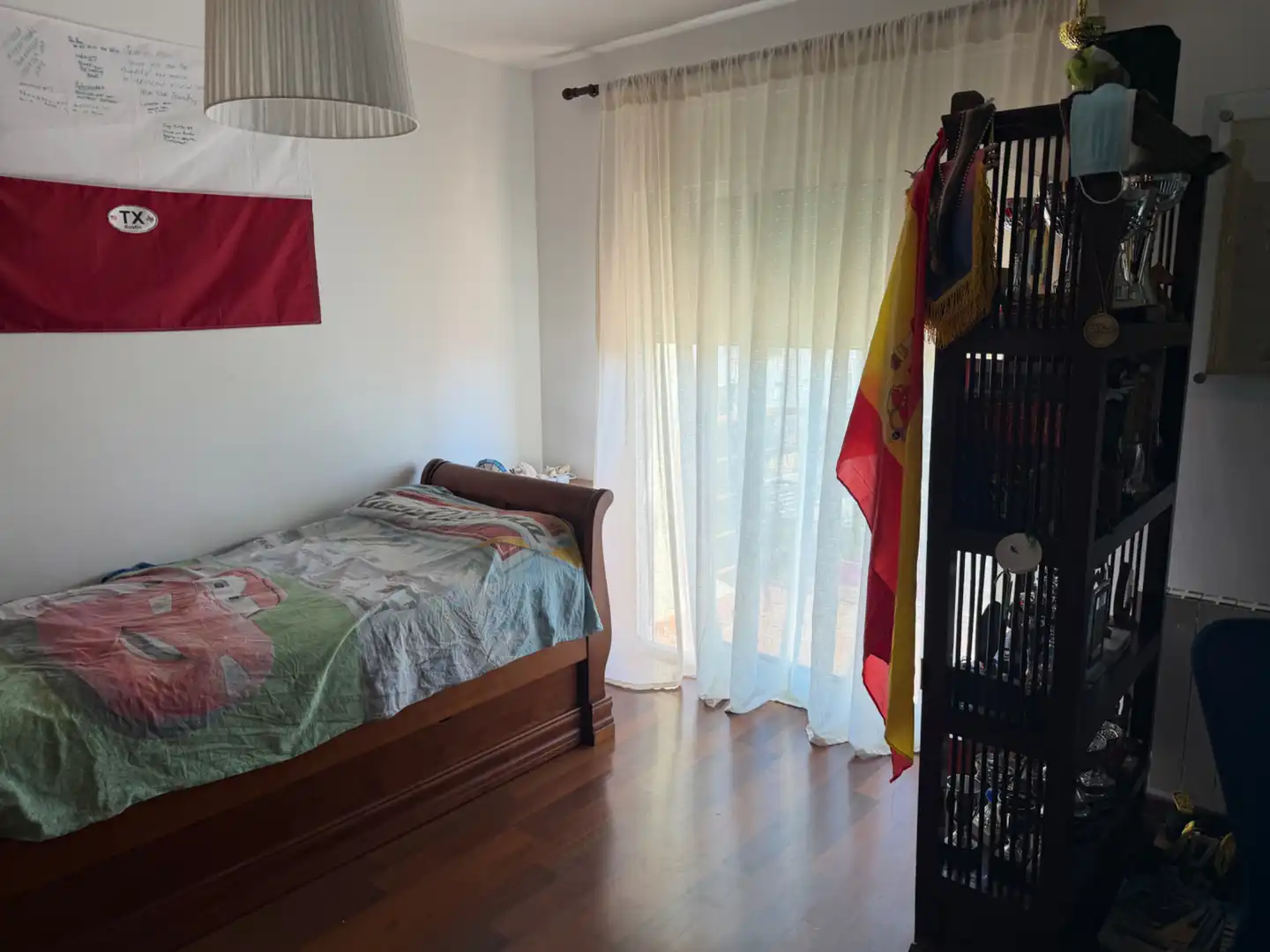 Schlafzimmer von Einfamilien-Reihenhaus zum Verkauf in Sitges mit Klimaanlage, Heizung und Privatgarten