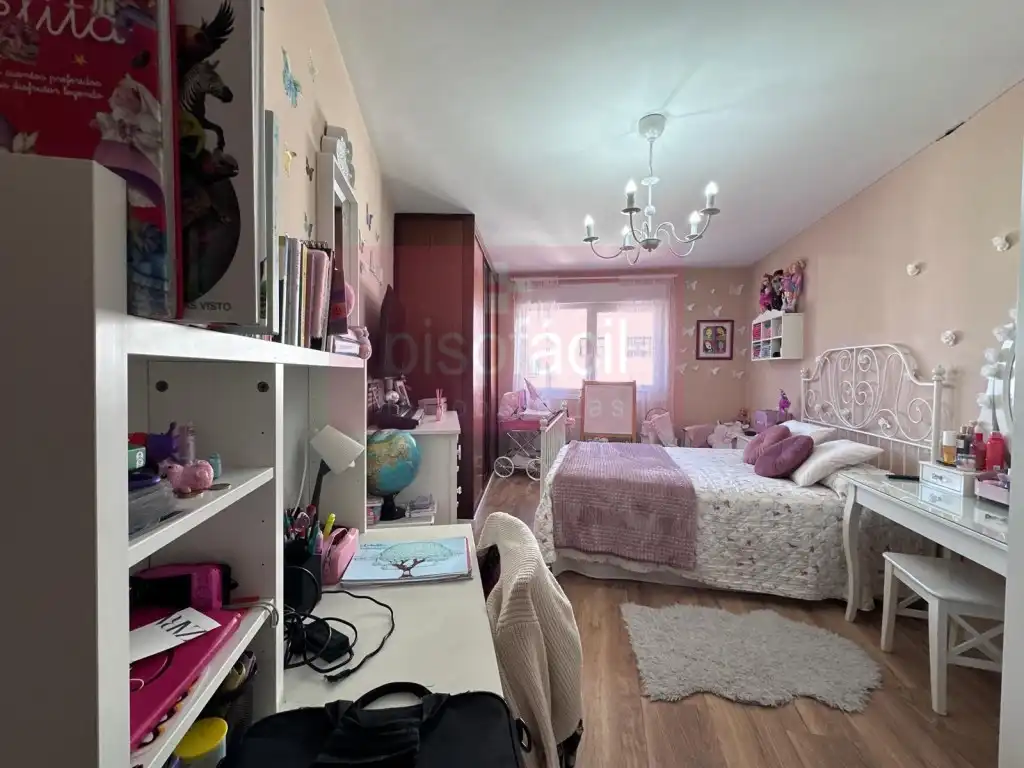 Bedroom of Flat for sale in Lugo