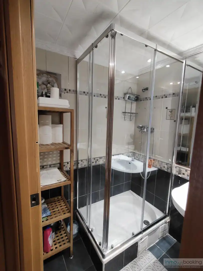 Baño de Apartamento en venta en Reus con Aire acondicionado, Calefacción y Terraza